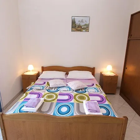 Mila Apartment *