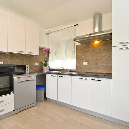 Mila Apartment